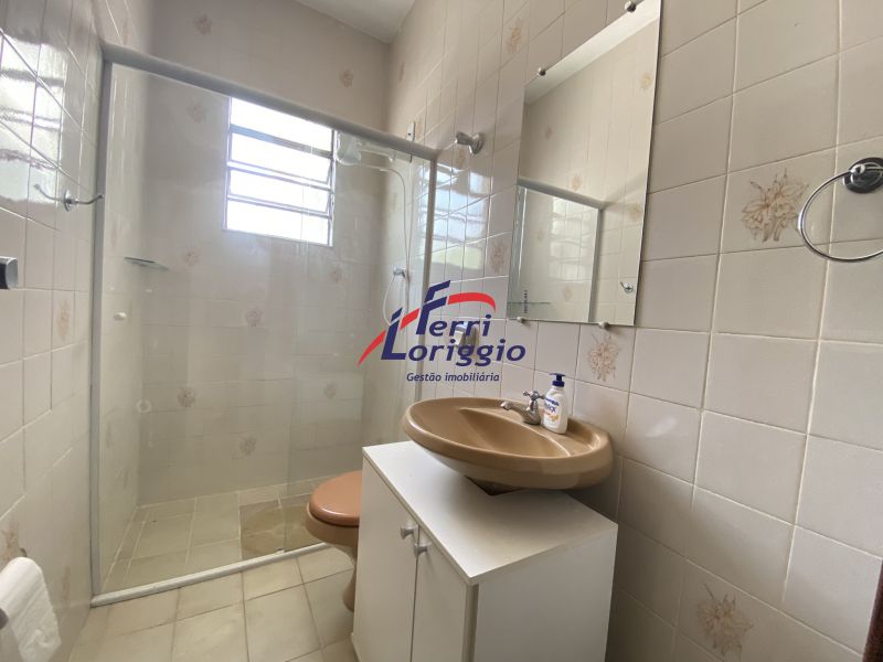 Casa com 3 quartos e 2 banheiros à venda no bairro Sao Benedito, Guaratingueta