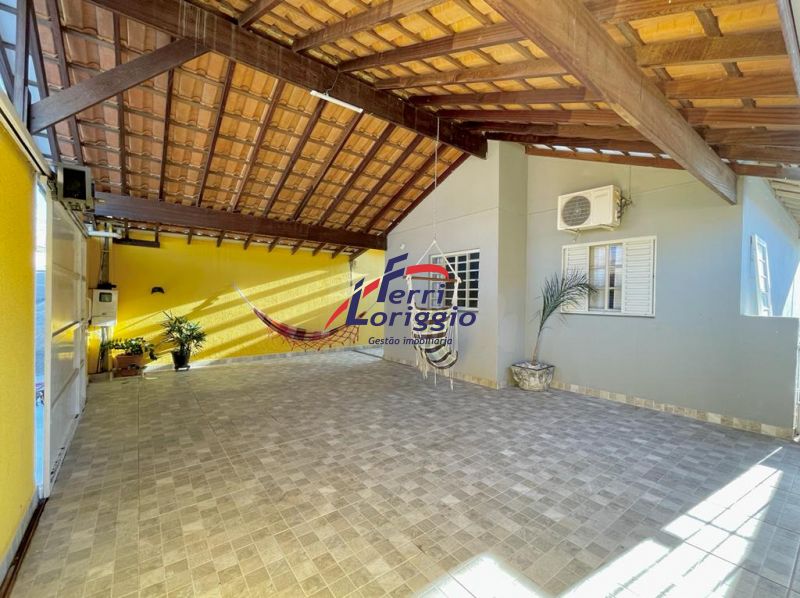 Casa com 3 quartos e 2 banheiros à venda no bairro Jardim França, Guaratingueta