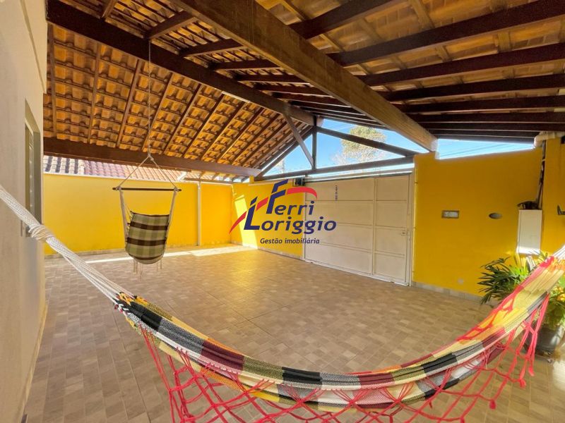 Casa com 3 quartos e 2 banheiros à venda no bairro Jardim França, Guaratingueta