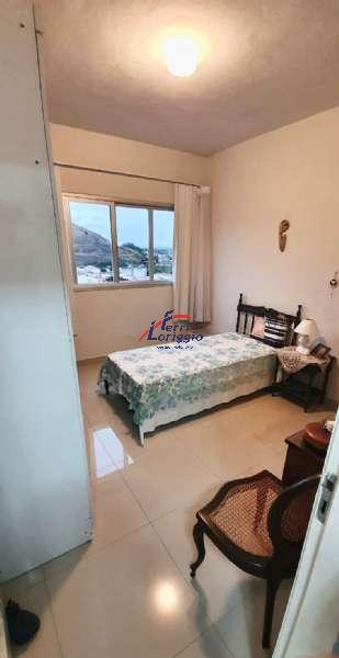 Apartamento com 3 quartos e 2 banheiros à venda no bairro Centro, Guaratingueta
