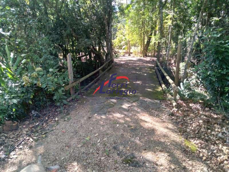 Sitio com 3 quartos e 3 banheiros à venda no bairro Centro, Lagoinha