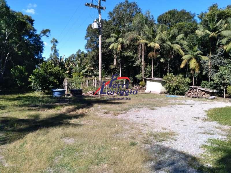 Sitio com 3 quartos e 3 banheiros à venda no bairro Centro, Lagoinha