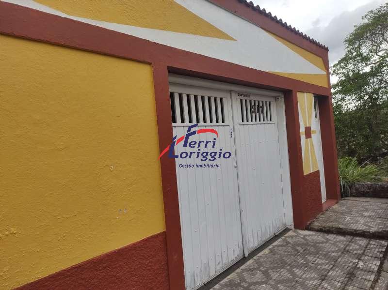 Apartamento com 3 quartos e 2 banheiros à venda no bairro Sao Benedito, Guaratingueta