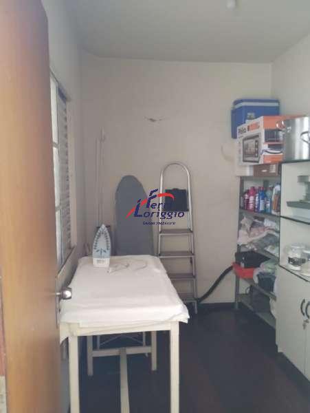 Apartamento com 3 quartos, 3 banheiros e 120m² à venda no bairro Centro, Guaratingueta