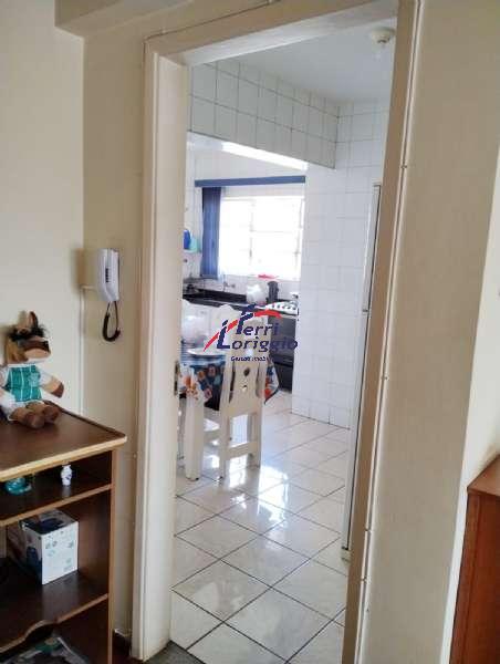Apartamento com 3 quartos, 3 banheiros e 120m² à venda no bairro Centro, Guaratingueta