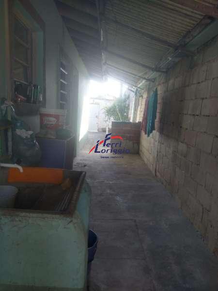 Casa com 3 quartos e 2 banheiros à venda no bairro Santa Luzia, Guaratingueta