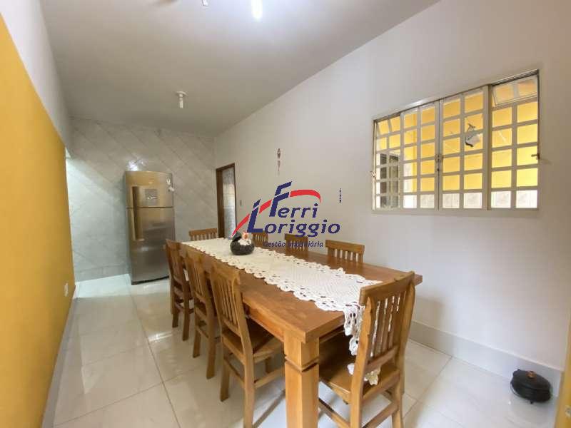 Casa com 3 quartos e 2 banheiros à venda no bairro Parque do Sol, Guaratingueta