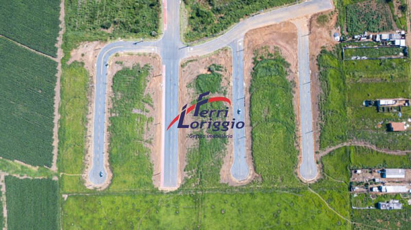 Terreno à venda no bairro Bom Jardim, Guaratingueta