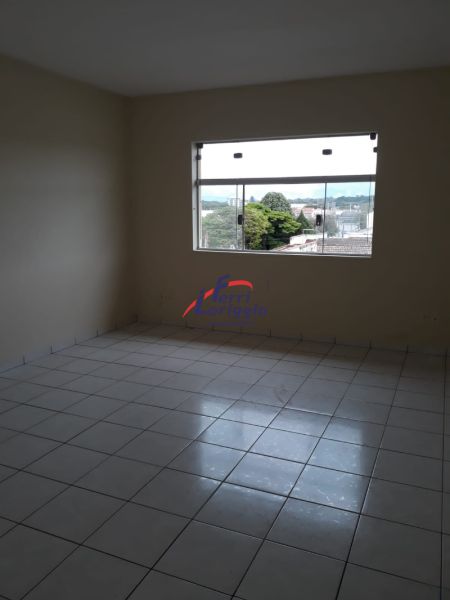 Apartamento à venda no bairro Pedregulho, Guaratingueta