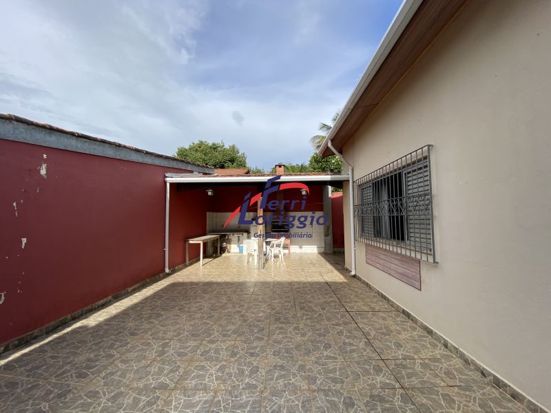 Casa com 4 quartos e 3 banheiros à venda no bairro Club dos 500, Guaratingueta