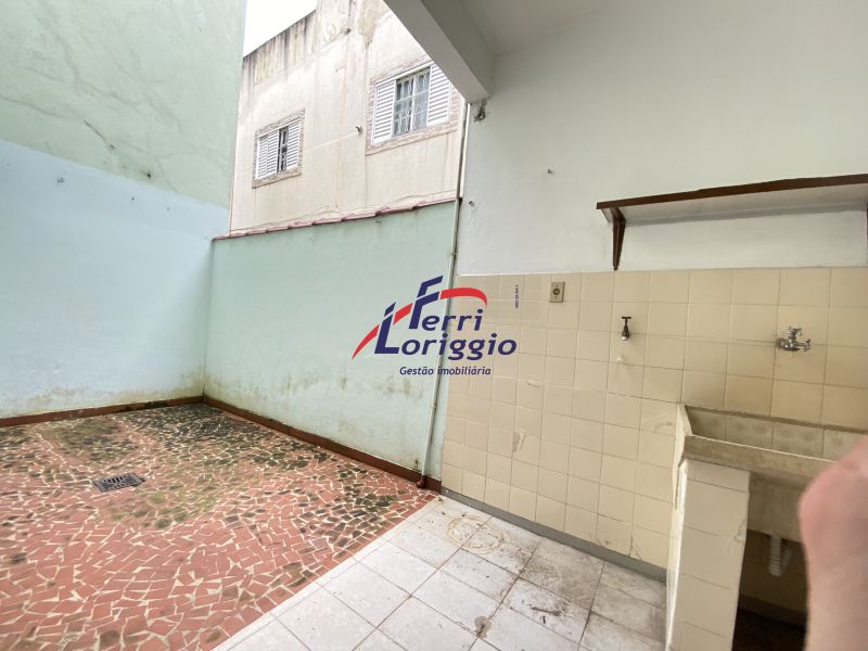 Apartamento com 2 quartos e 1 banheiro à venda no bairro Santa Rita, Guaratingueta