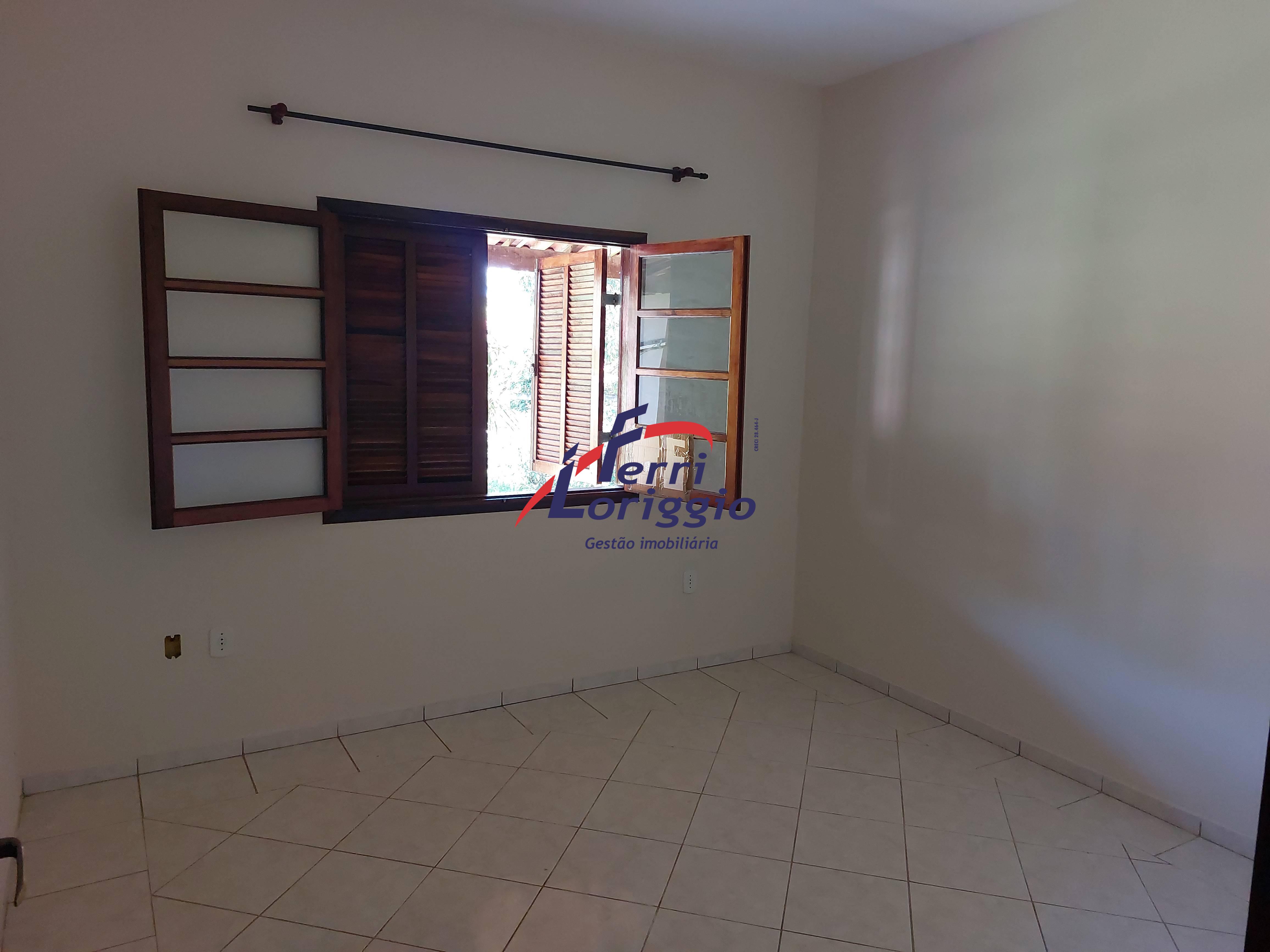 Chacara com 3 quartos e 3 banheiros à venda no bairro Parque das Garças, Guaratingueta