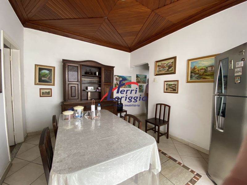 Casa com 3 quartos e 3 banheiros à venda no bairro Centro, Guaratingueta