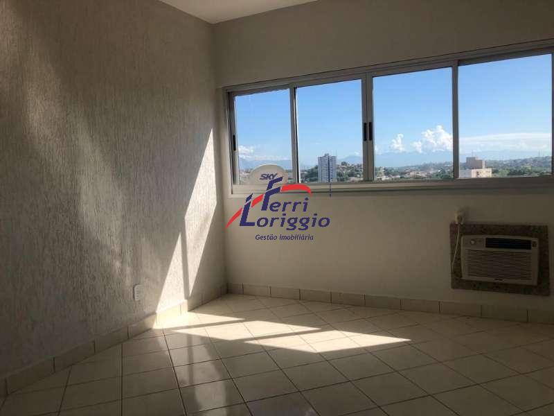 Apartamento com 3 quartos e 2 banheiros à venda no bairro Centro, Guaratingueta