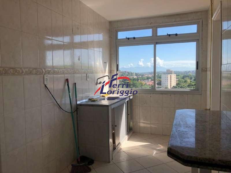 Apartamento com 3 quartos e 2 banheiros à venda no bairro Centro, Guaratingueta