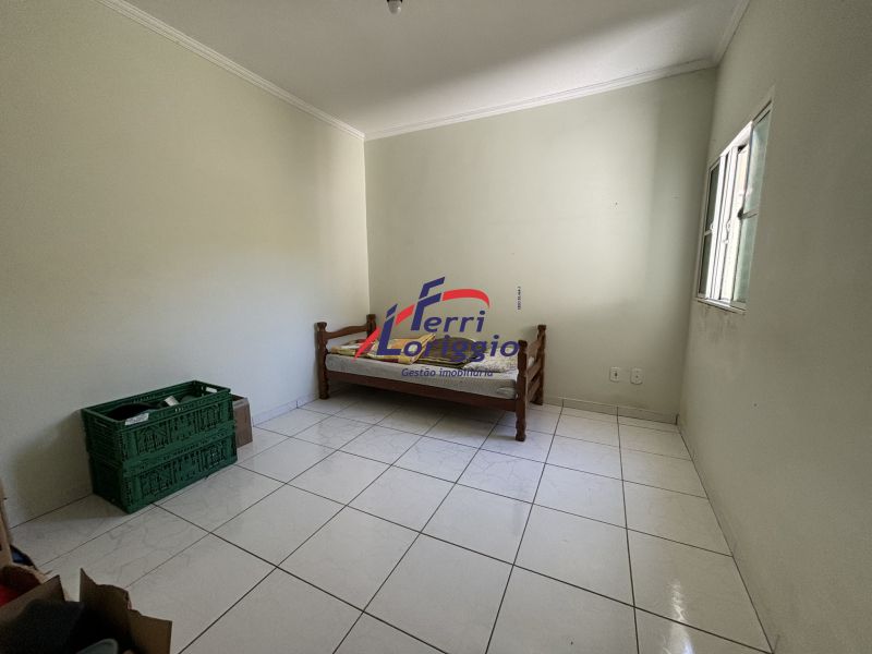 Casa com 2 quartos e 1 banheiro à venda no bairro Santa Barbara, Guaratingueta