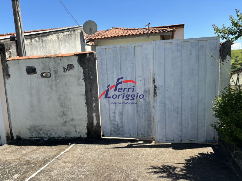 Casa com 2 quartos e 1 banheiro à venda no bairro Santa Barbara, Guaratingueta
