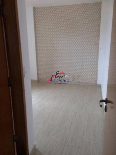 Apartamento com 2 quartos e 2 banheiros à venda no bairro Sao Benedito, Guaratingueta