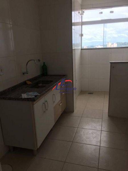 Apartamento com 2 quartos e 2 banheiros à venda no bairro Sao Benedito, Guaratingueta