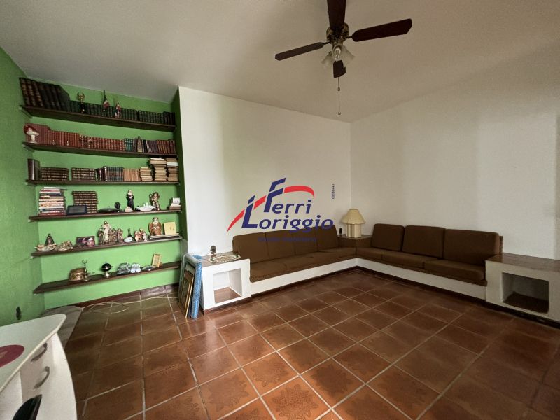 Casa com 3 quartos e 4 banheiros à venda no bairro Vila Paraiba, Guaratingueta