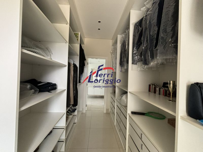 Casa com 3 quartos e 5 banheiros à venda no bairro Vila Paraiba, Guaratingueta