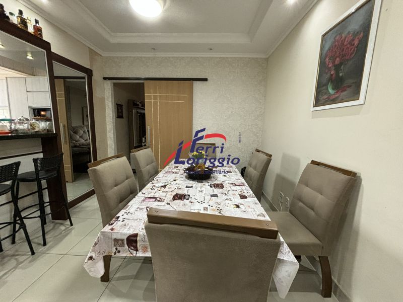 Apartamento com 2 quartos e 2 banheiros à venda no bairro Parque das Arvores, Guaratingueta