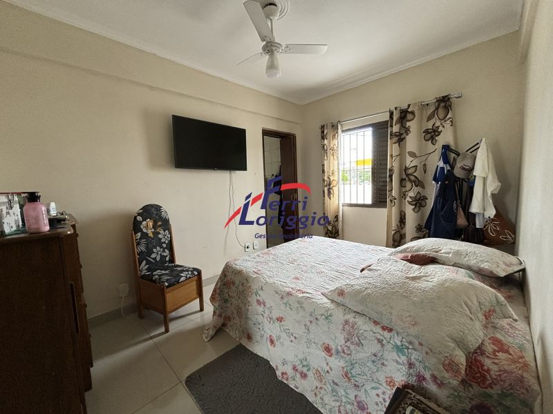 Apartamento com 2 quartos e 2 banheiros à venda no bairro Parque das Arvores, Guaratingueta