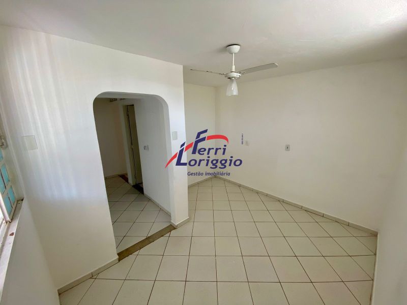 Casa com 3 quartos e 2 banheiros à venda no bairro Village Santana, Guaratingueta
