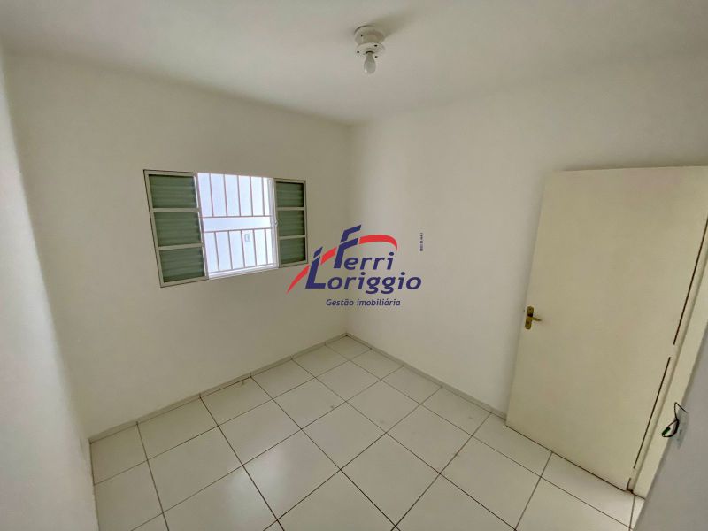 Casa com 3 quartos e 2 banheiros à venda no bairro Village Santana, Guaratingueta