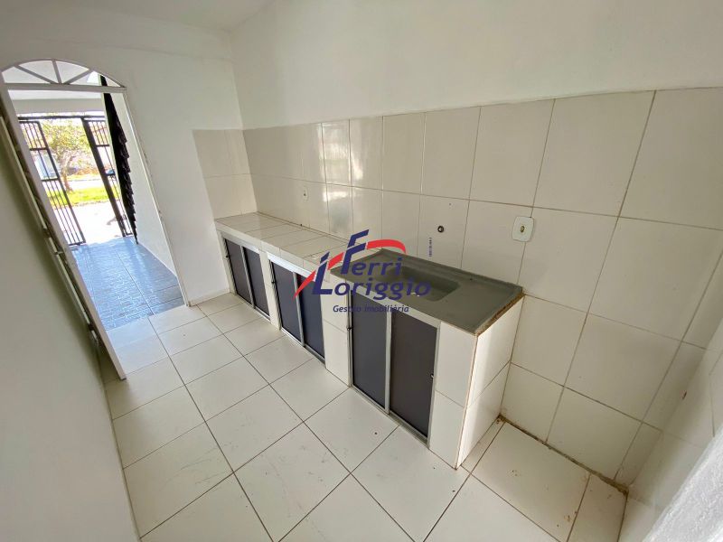 Casa com 3 quartos e 2 banheiros à venda no bairro Village Santana, Guaratingueta