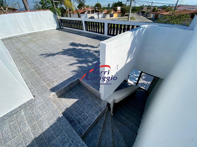 Casa com 3 quartos e 2 banheiros à venda no bairro Village Santana, Guaratingueta