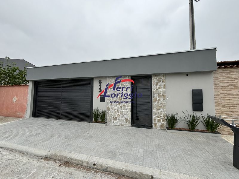Casa com 3 quartos e 4 banheiros à venda no bairro Beira Rio, Guaratingueta