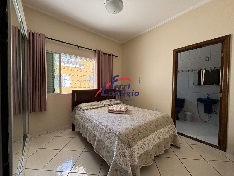 Casa com 5 quartos e 3 banheiros à venda no bairro Jardim Rony, Guaratingueta