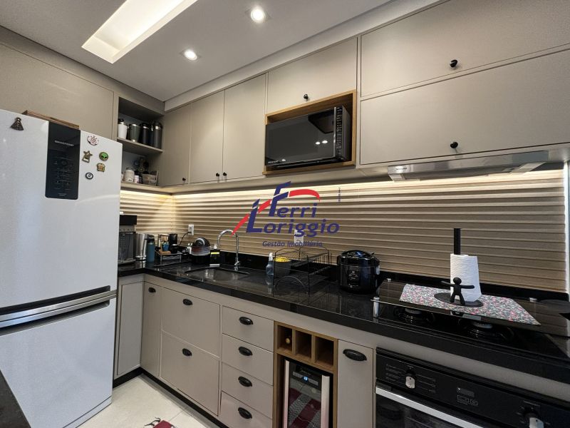 Apartamento com 2 quartos e 2 banheiros à venda no bairro Jardim Coelho Neto, Guaratingueta