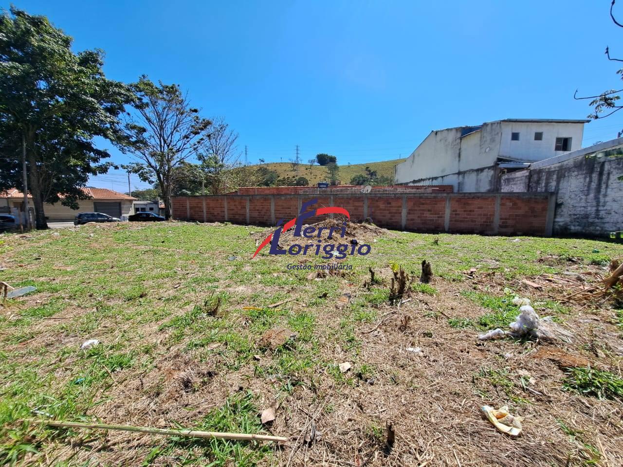 Terreno à venda no bairro Santa Barbara, Guaratingueta