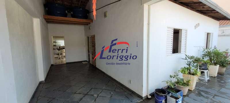 Casa com 3 quartos e 3 banheiros à venda no bairro Sao Benedito, Guaratingueta
