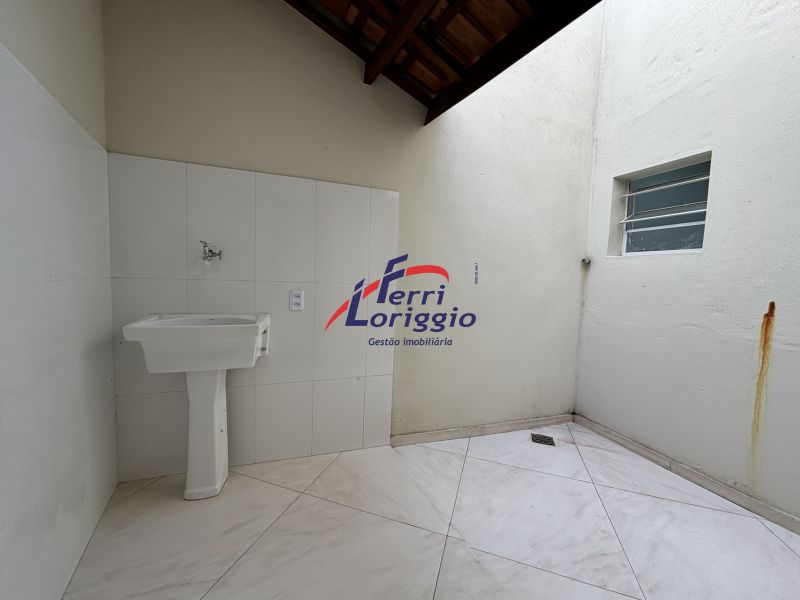 Casa com 2 quartos e 1 banheiro à venda no bairro Tamandare, Guaratingueta