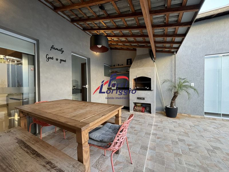 Casa com 4 quartos e 4 banheiros à venda no bairro Village Santana, Guaratingueta