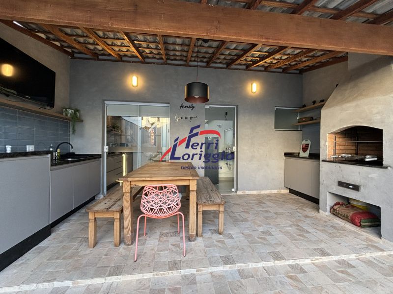 Casa com 4 quartos e 4 banheiros à venda no bairro Village Santana, Guaratingueta