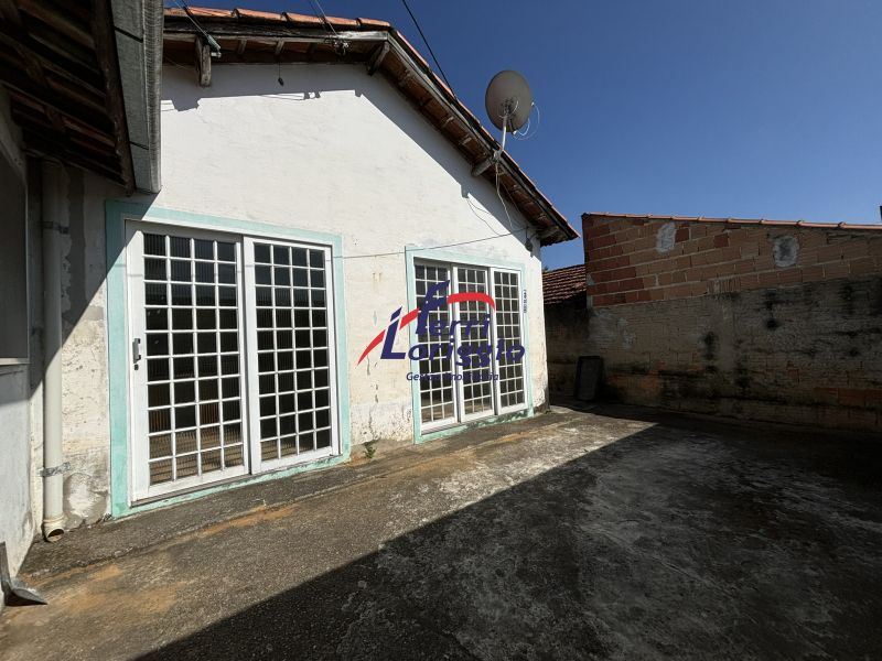Casa com 2 quartos e 1 banheiro à venda no bairro Parque Sao Francisco, Guaratingueta