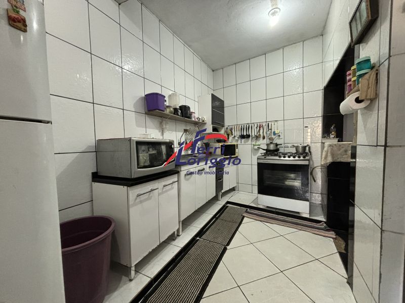 Casa com 5 quartos e 2 banheiros à venda no bairro Vila Brasil, Guaratingueta