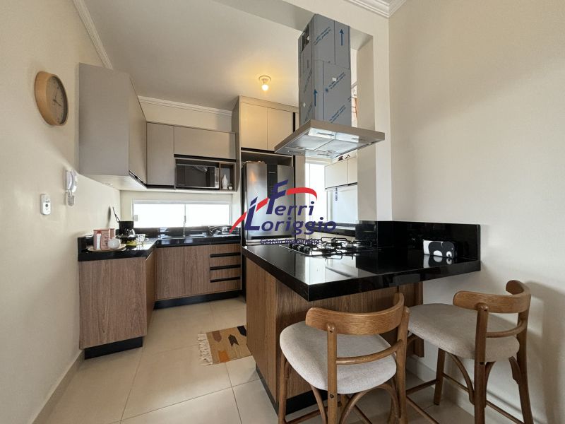 Apartamento com 3 quartos e 2 banheiros à venda no bairro Village Santana, Guaratingueta