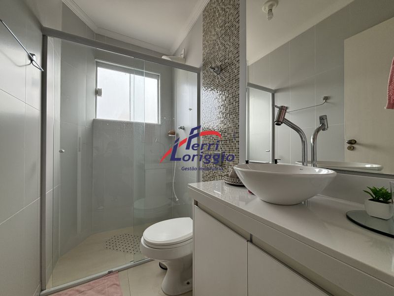 Apartamento com 3 quartos e 2 banheiros à venda no bairro Village Santana, Guaratingueta