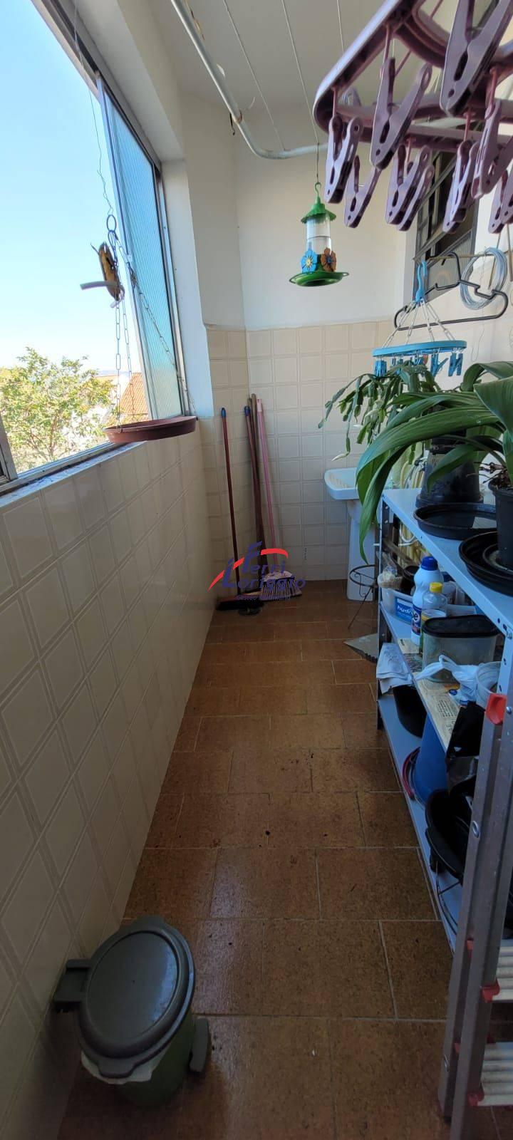 Apartamento com 3 quartos e 2 banheiros à venda no bairro Pedregulho, Guaratingueta