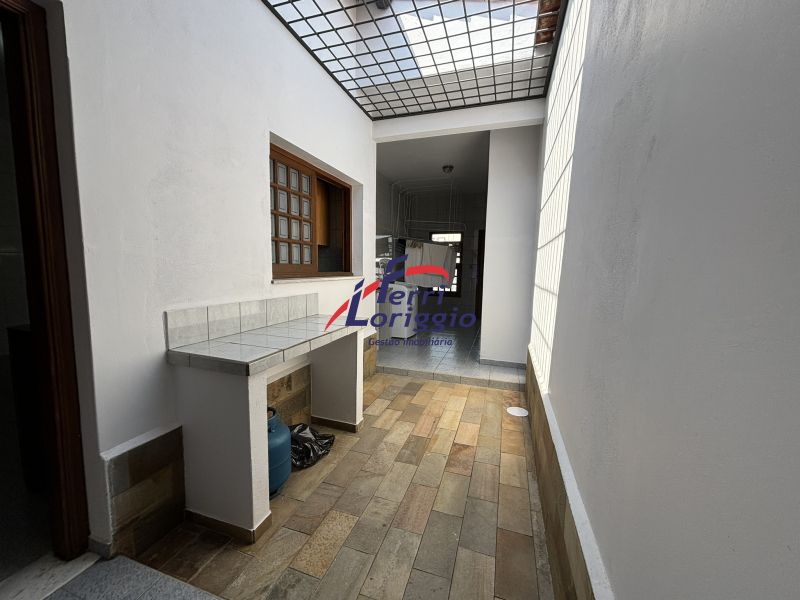 Casa com 3 quartos e 5 banheiros à venda no bairro Vila Paraiba, Guaratingueta