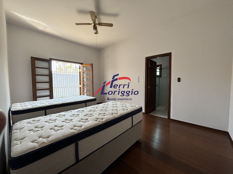 Casa com 3 quartos e 5 banheiros à venda no bairro Vila Paraiba, Guaratingueta