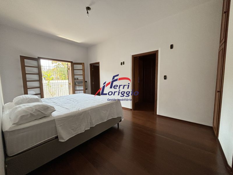 Casa com 3 quartos e 5 banheiros à venda no bairro Vila Paraiba, Guaratingueta