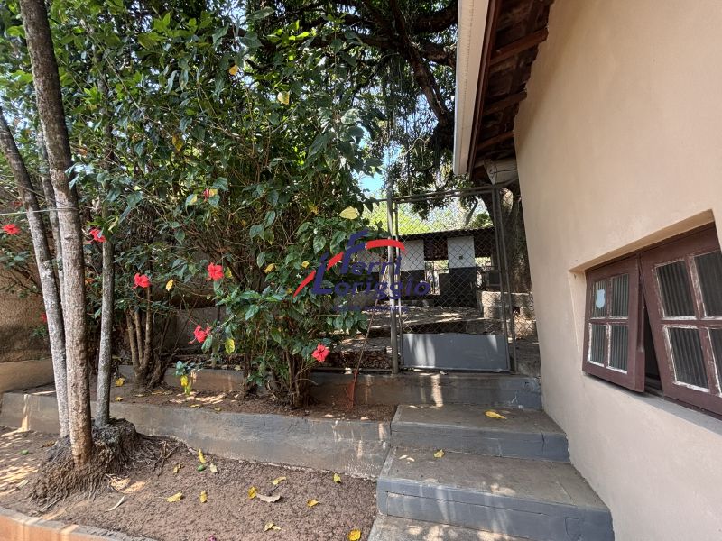 Casa com 3 quartos e 4 banheiros à venda no bairro Sao Benedito, Guaratingueta