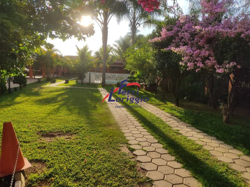 Chacara com 6 quartos e 8 banheiros à venda no bairro Bom Jardim, Guaratingueta