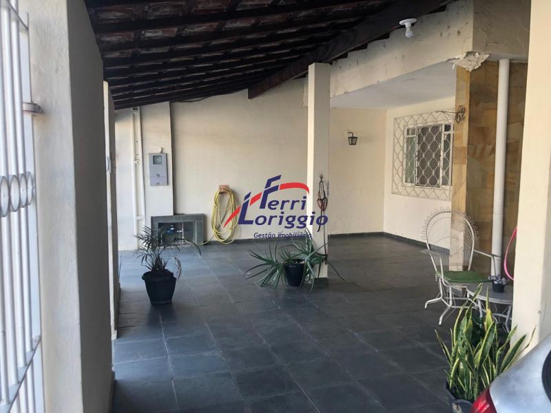 Casa com 4 quartos e 2 banheiros à venda no bairro Pedregulho, Guaratingueta